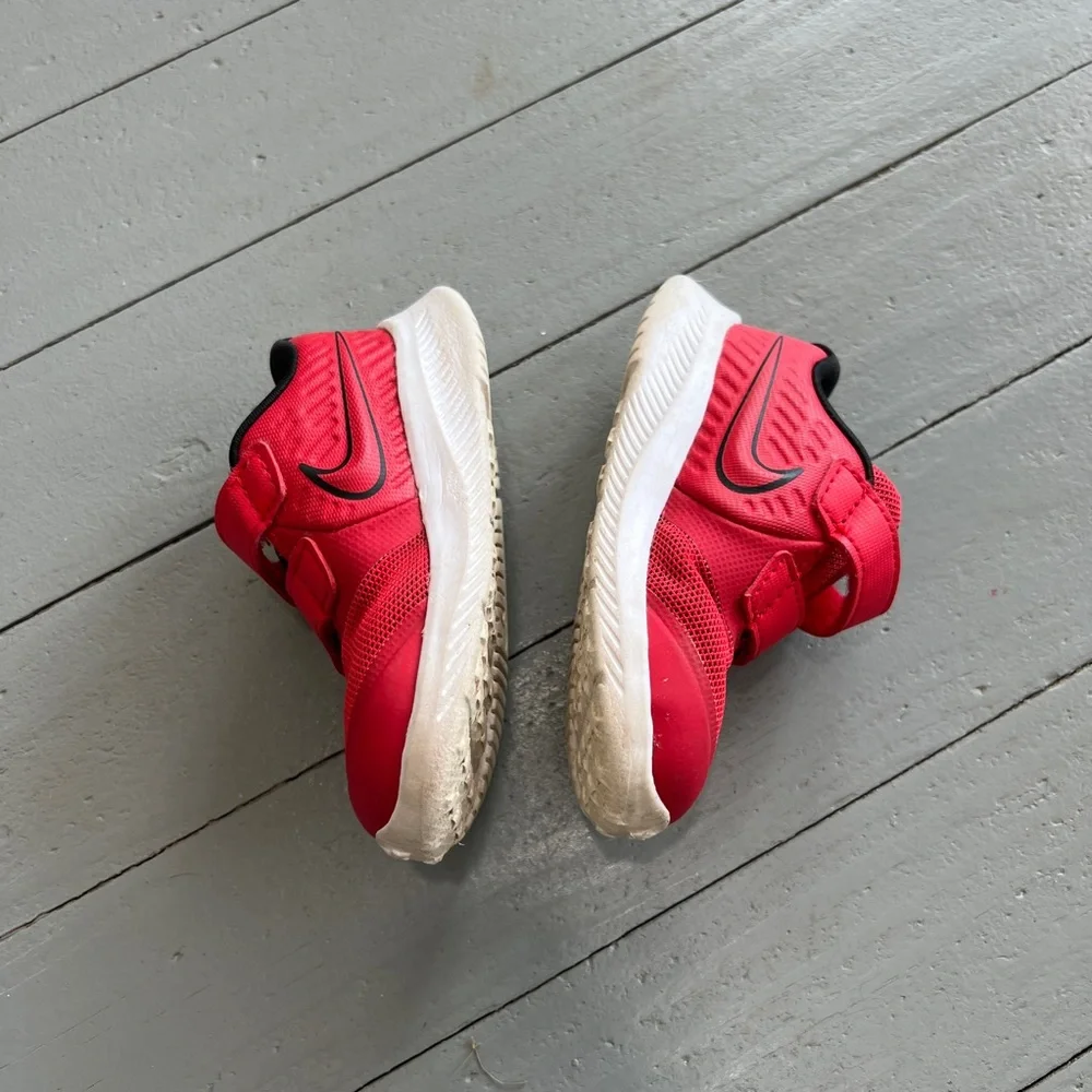 Nike sneakers kids 4C red Star runner 2 TDV boy toddler‎ casual comfort strap